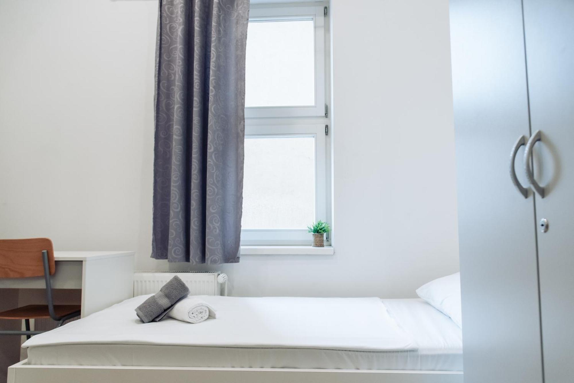 Downtown Zagreb Budget Rooms Экстерьер фото